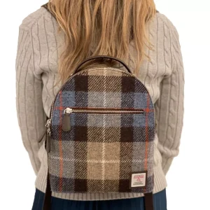 Brown Rucksack with front zip and vegan leather trim
