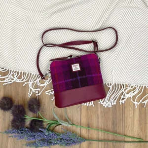 Square Shoulder Bag in Purple Check Harris Tweed