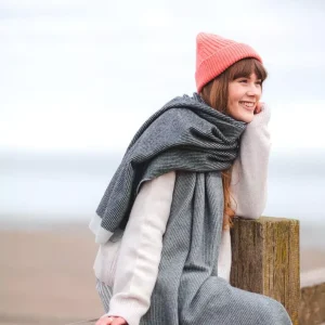 Scottish knitwear lamswool scarf Collingswood Norris